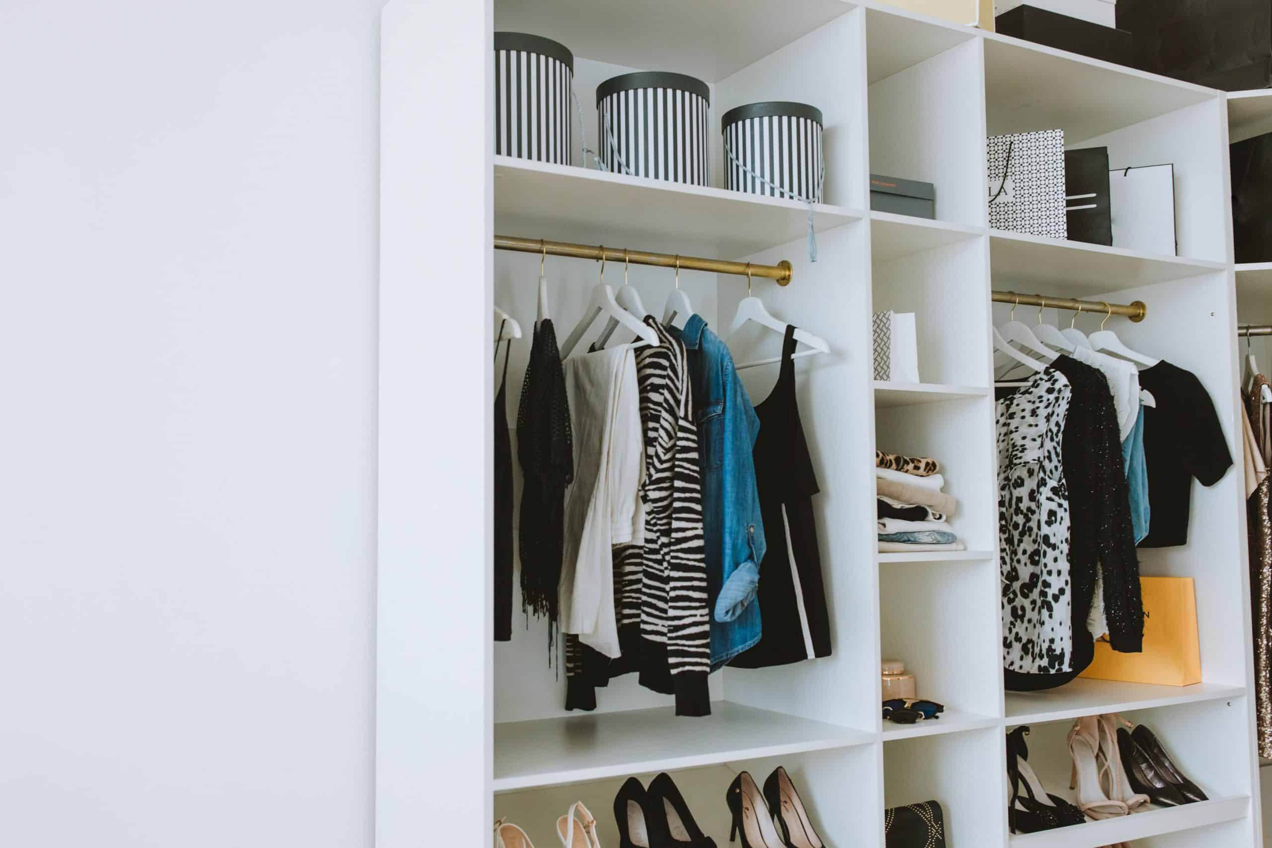 Tips til at indrette dit walk-in closet